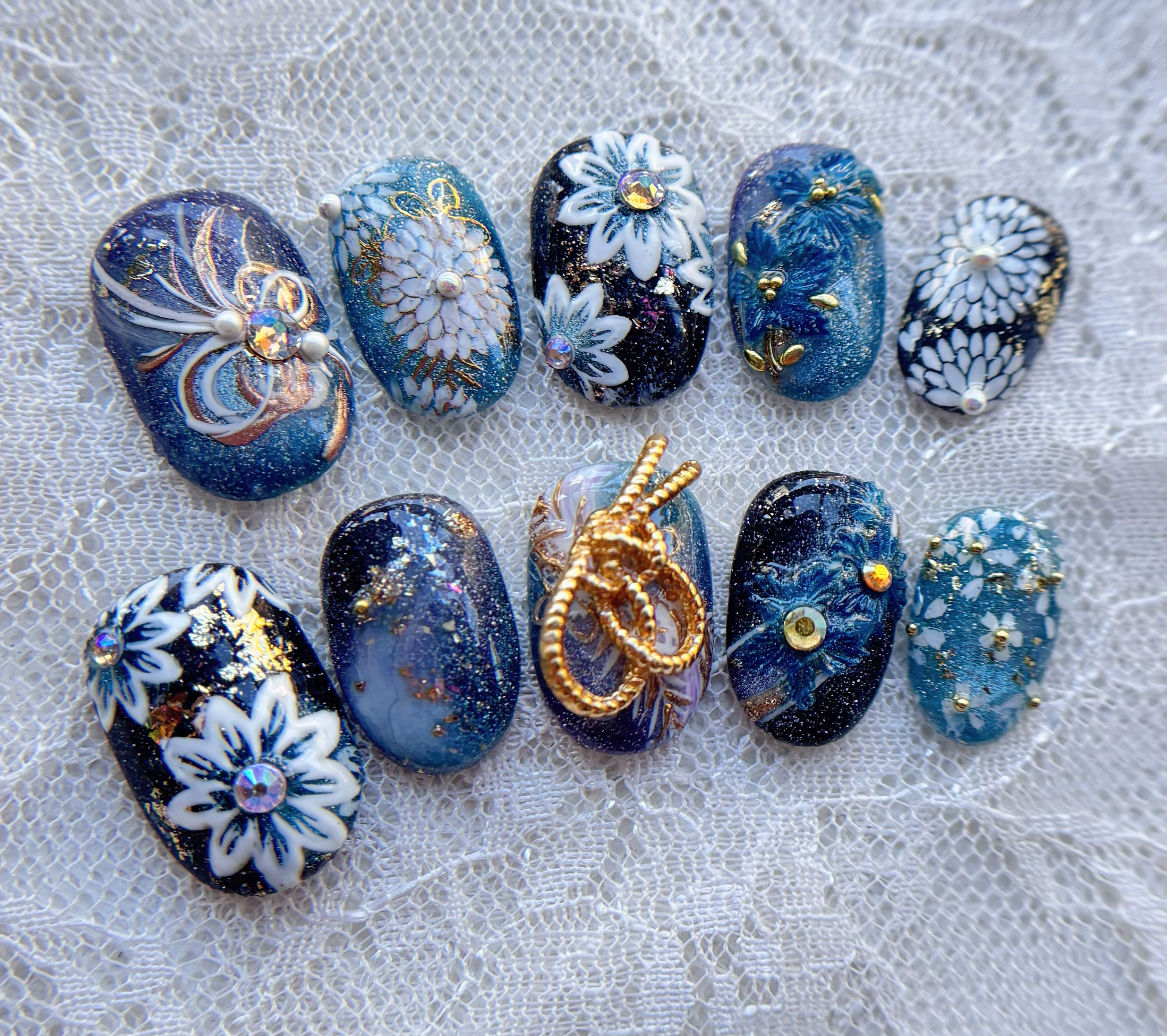 成人式・結婚式に映える ― 上品ブルーの和モダン水引ネイル,マグネットネイルチップ【ネイルチップオーダー】