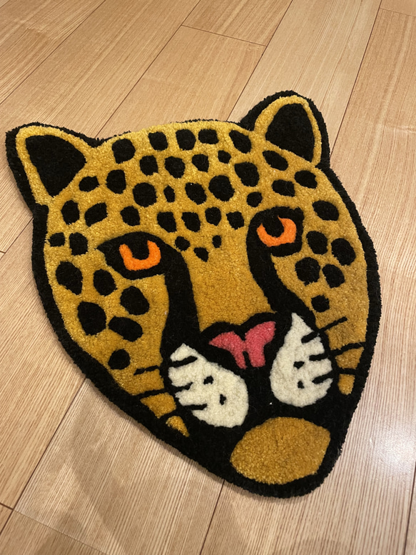 ハンドメイド タフティング アニマルラグ ヒョウ柄風 ミニラグ 一点物