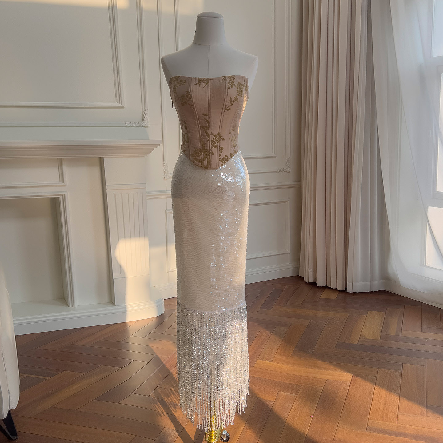 上下セット スパンコール フリンジ きらきら ウェディングドレス パーティー 上品 ロング 韓国風 二次会 71501