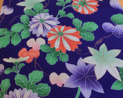 古布＊正絹縮緬＊菊・蔦・桐の花＊35x120cm・美品＊はぎれ