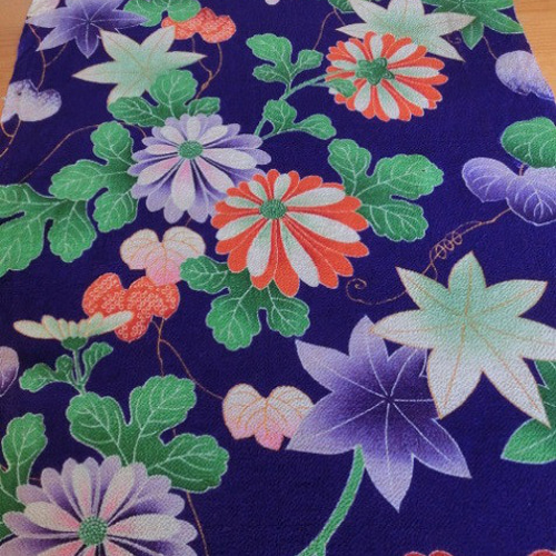 古布＊正絹縮緬＊菊・蔦・桐の花＊35x120cm・美品＊はぎれ