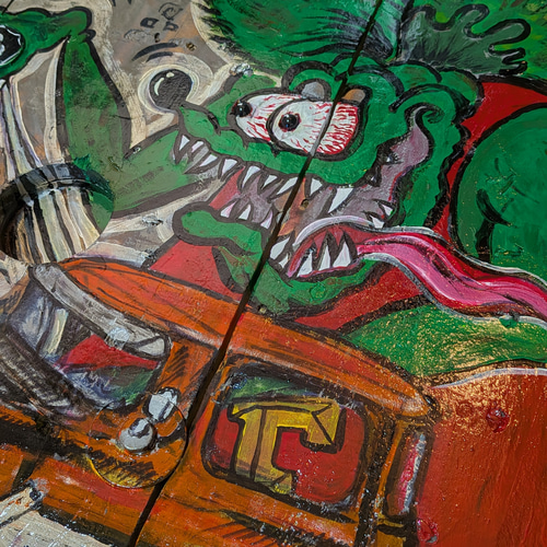 ラットフィンク ガレージテーブル ラウンドテーブル（移動中