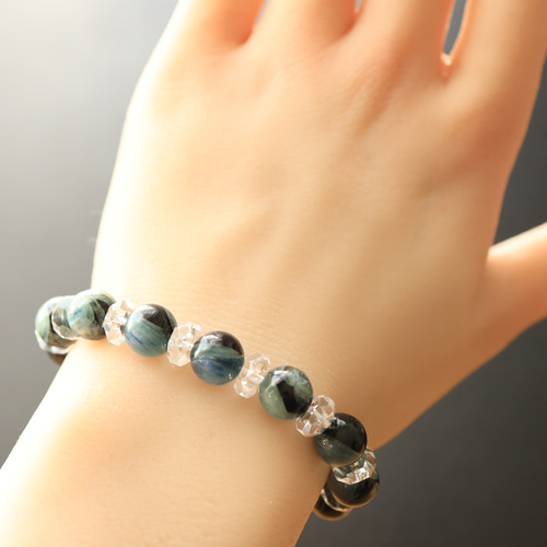 ☆スーパープレミアムブレス☆…☆藍晶石☆ブラックカイヤナイト：約9.8