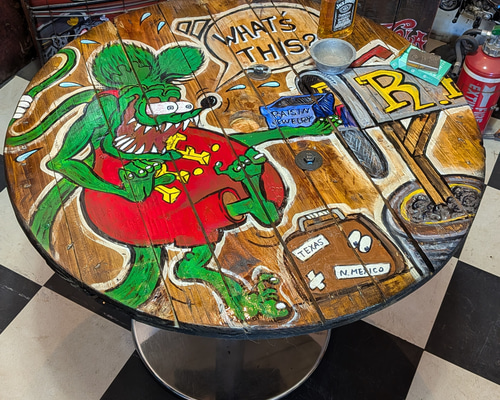 ラットフィンク ガレージテーブル ラウンドテーブル(何コレ