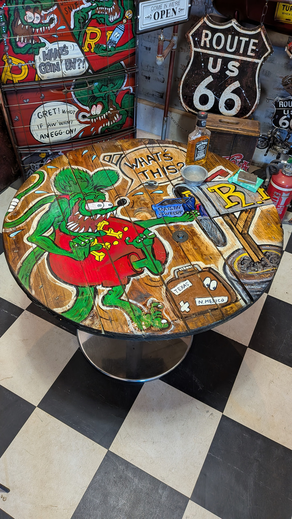 ラットフィンク ガレージテーブル ラウンドテーブル(何コレ