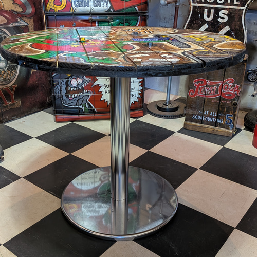 ラットフィンク ガレージテーブル ラウンドテーブル(何コレ