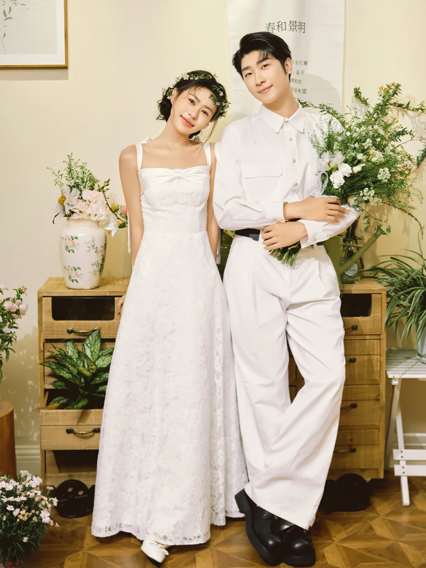 高級感 白 レース ウェディングドレス シンプル 綺麗 韓国風 花嫁 披露宴 演奏会 前撮り HL1022 8,799円