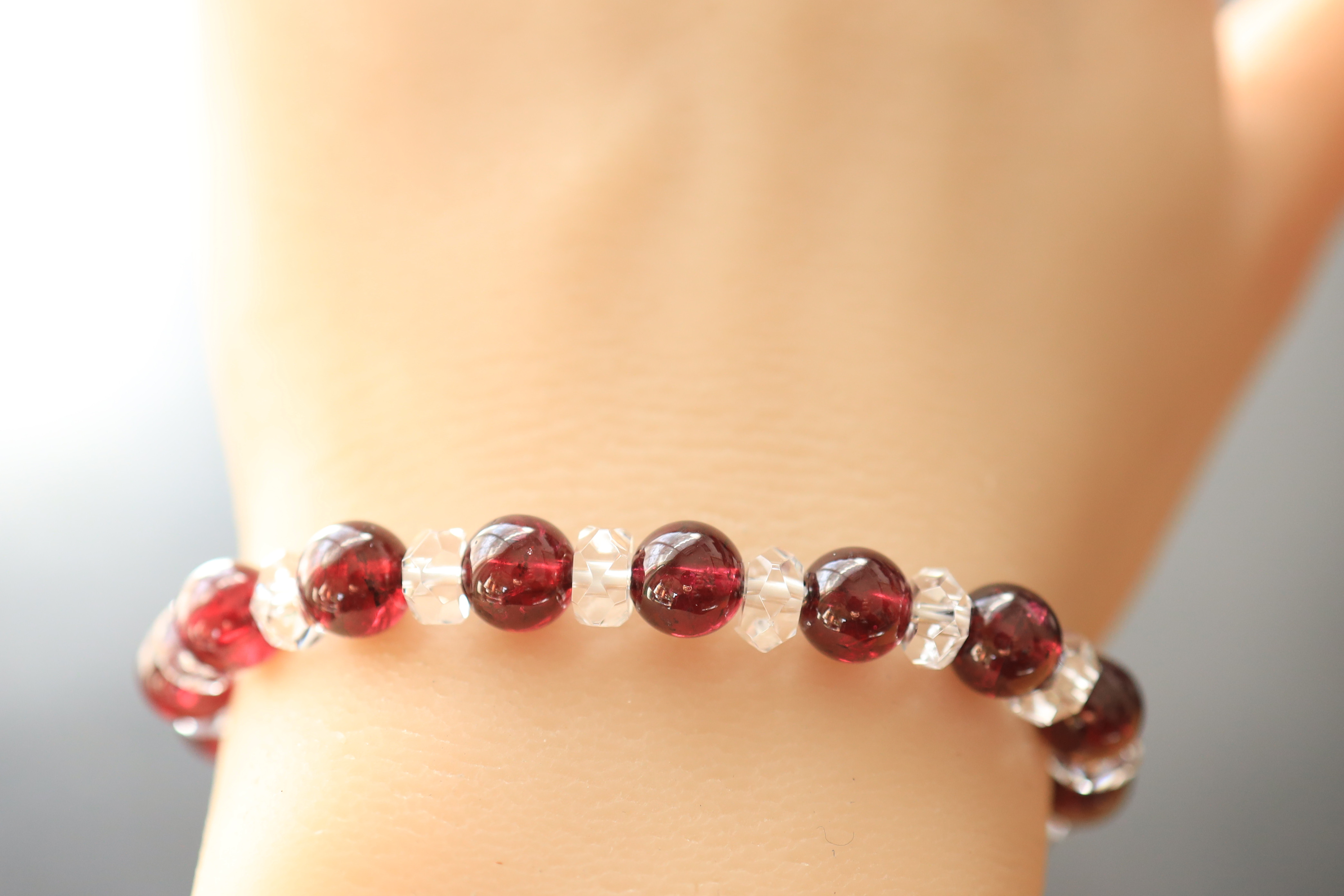 …☆スーパープレミアムブレス☆ロードライトガーネット：7ミリ＆水晶☆…☆天然石ブレスレット☆…