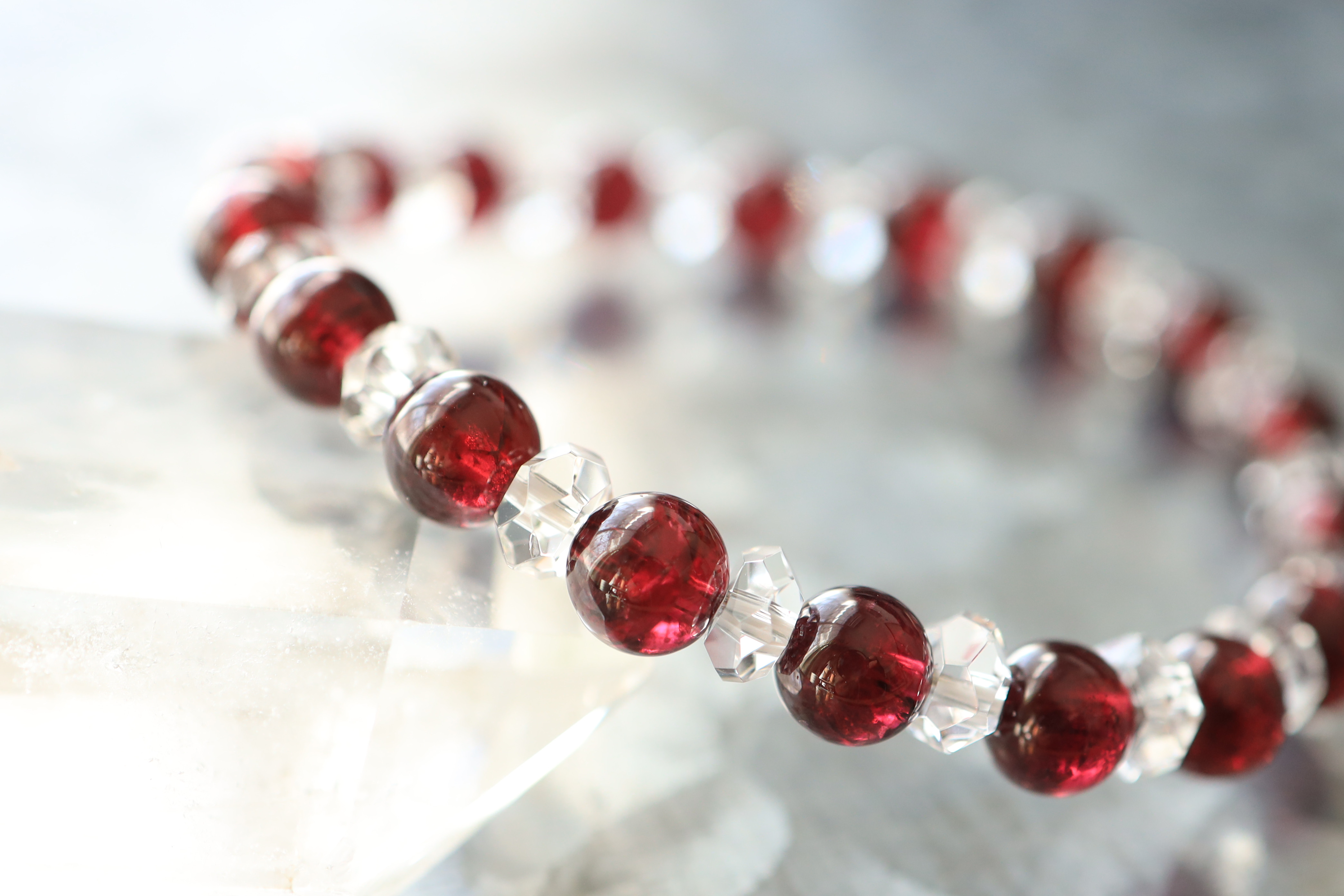 …☆スーパープレミアムブレス☆ロードライトガーネット：7ミリ＆水晶☆…☆天然石ブレスレット☆…