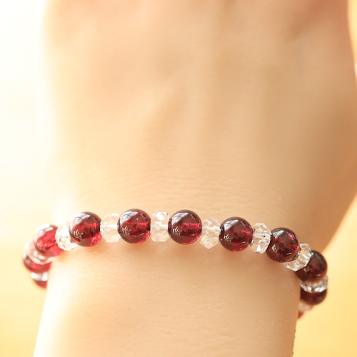 超美品♡宝石質 ロードライトガーネット ブレスレット 極上 宝石質 ロードライトガーネット 光波動 ブレスレット ガーネット