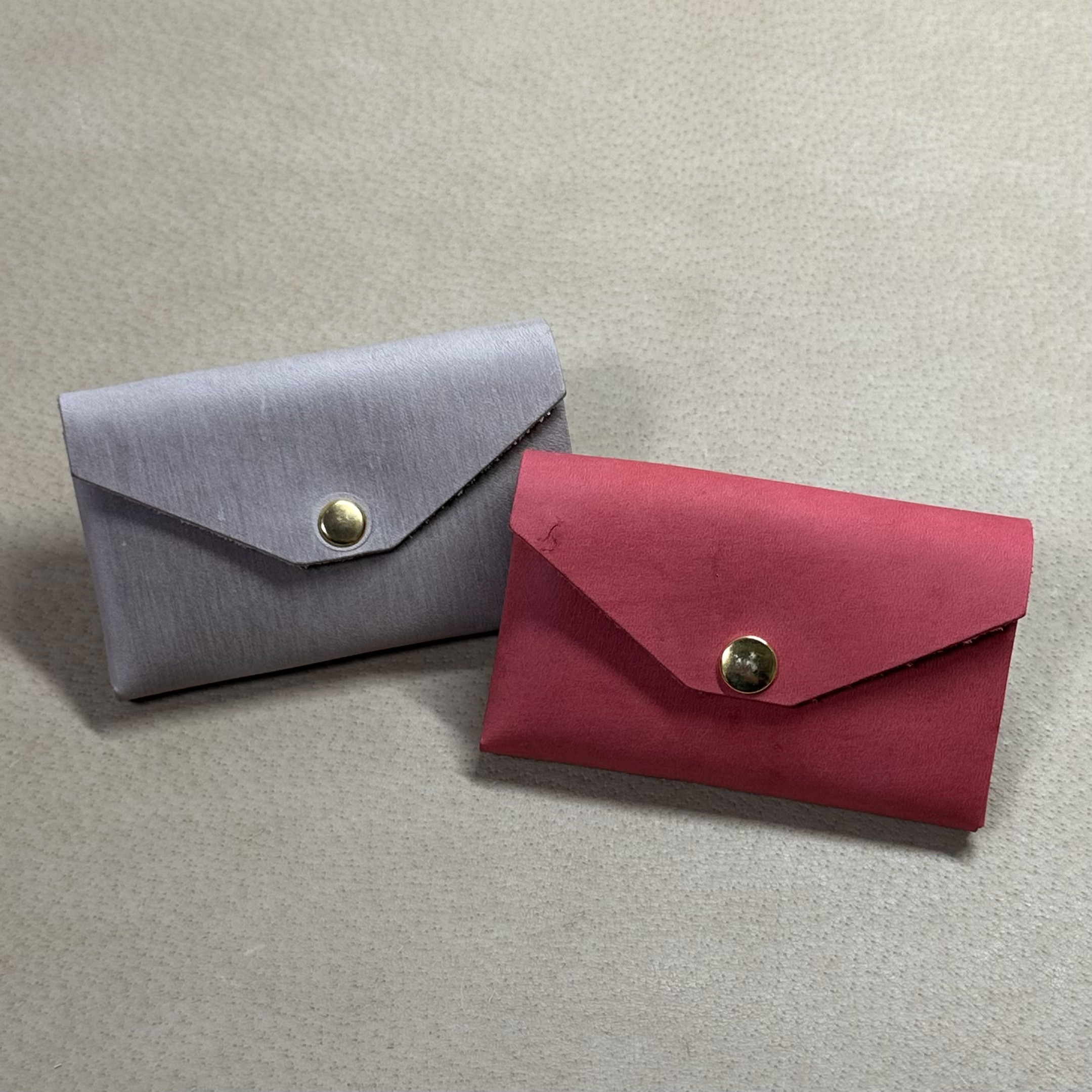 【牛】無縫製パスケース