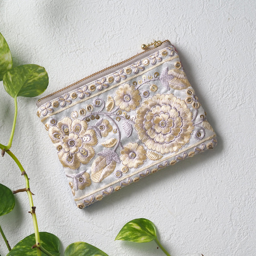 一点物】インド刺繍リボン×カンタキルトの異素材ミックスポーチ｜色と