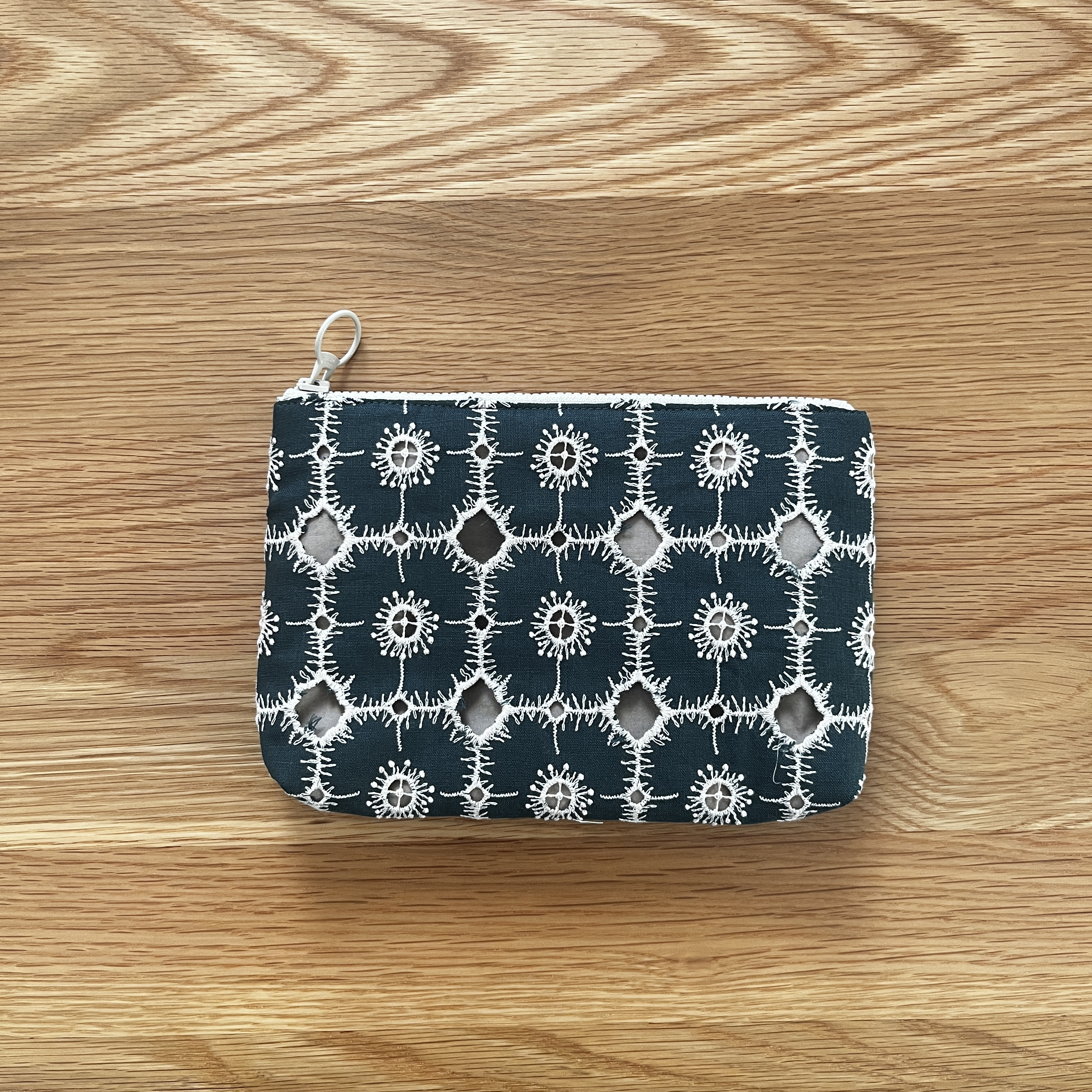 mina  perhonen anemone コスメ ポーチ ダークグリーン