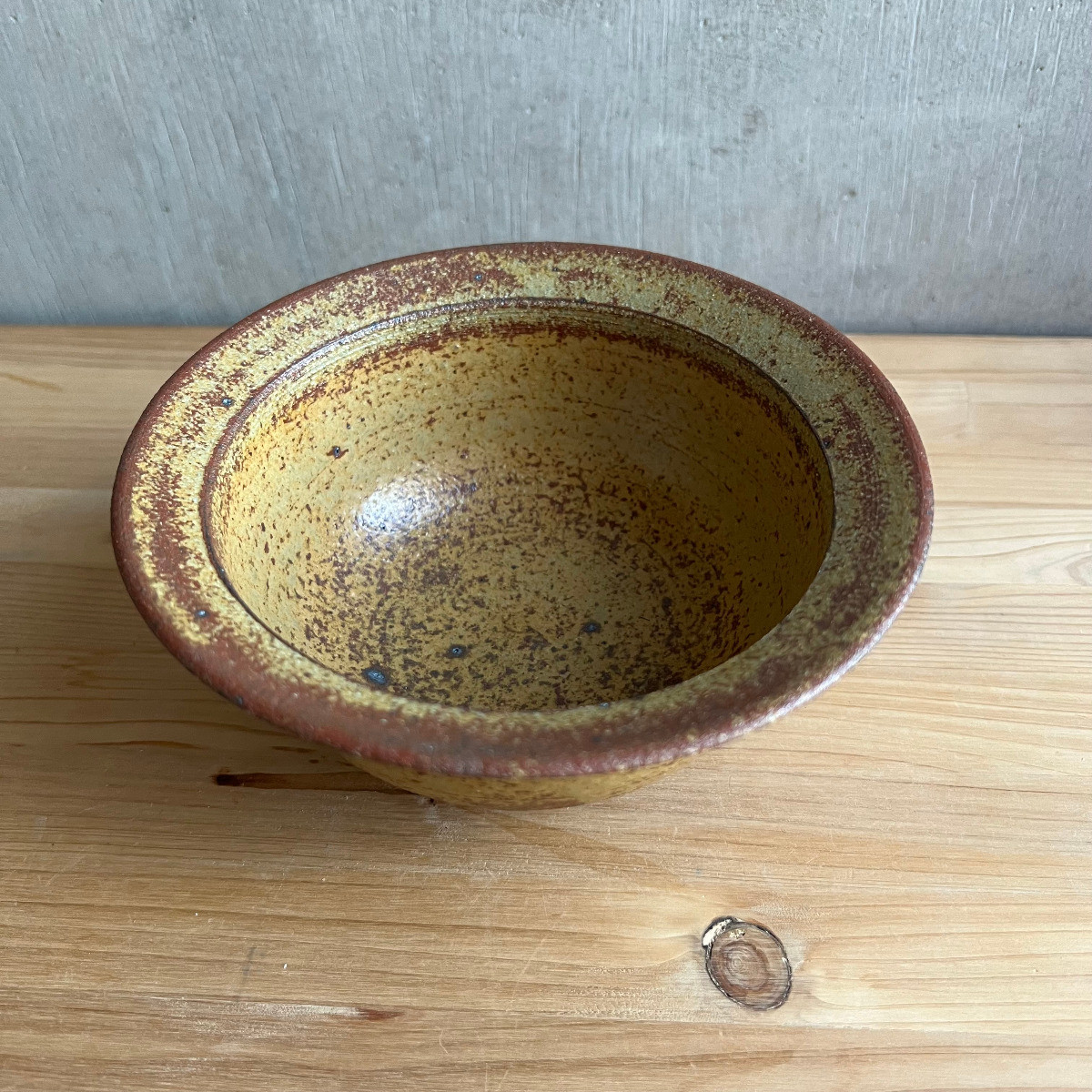 上野焼 渡窯 土の温もりと造形美 伊羅保釉（いらぼゆう） 渕折（ふちおり）小鉢・中鉢