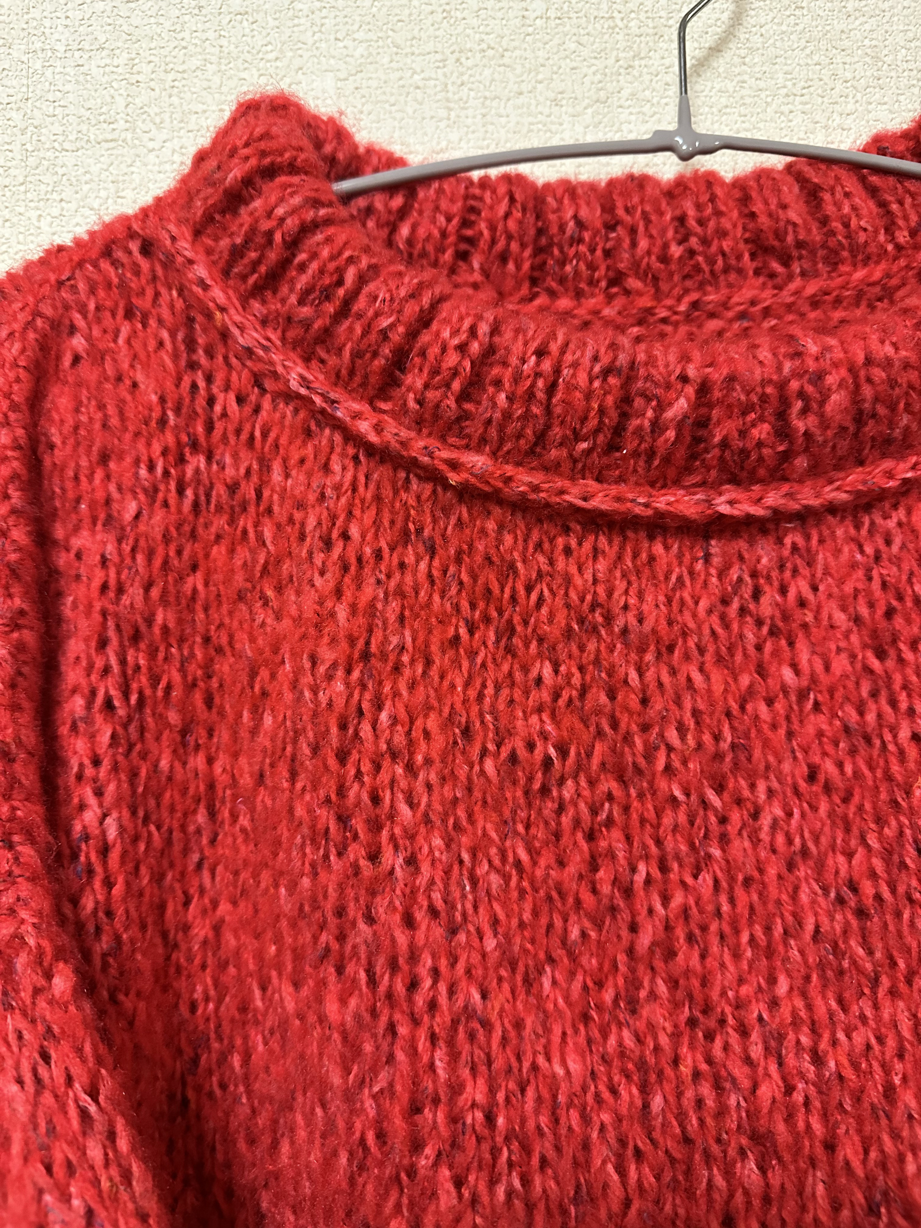 No.239 赤いふわぽわセーター【受注制作】