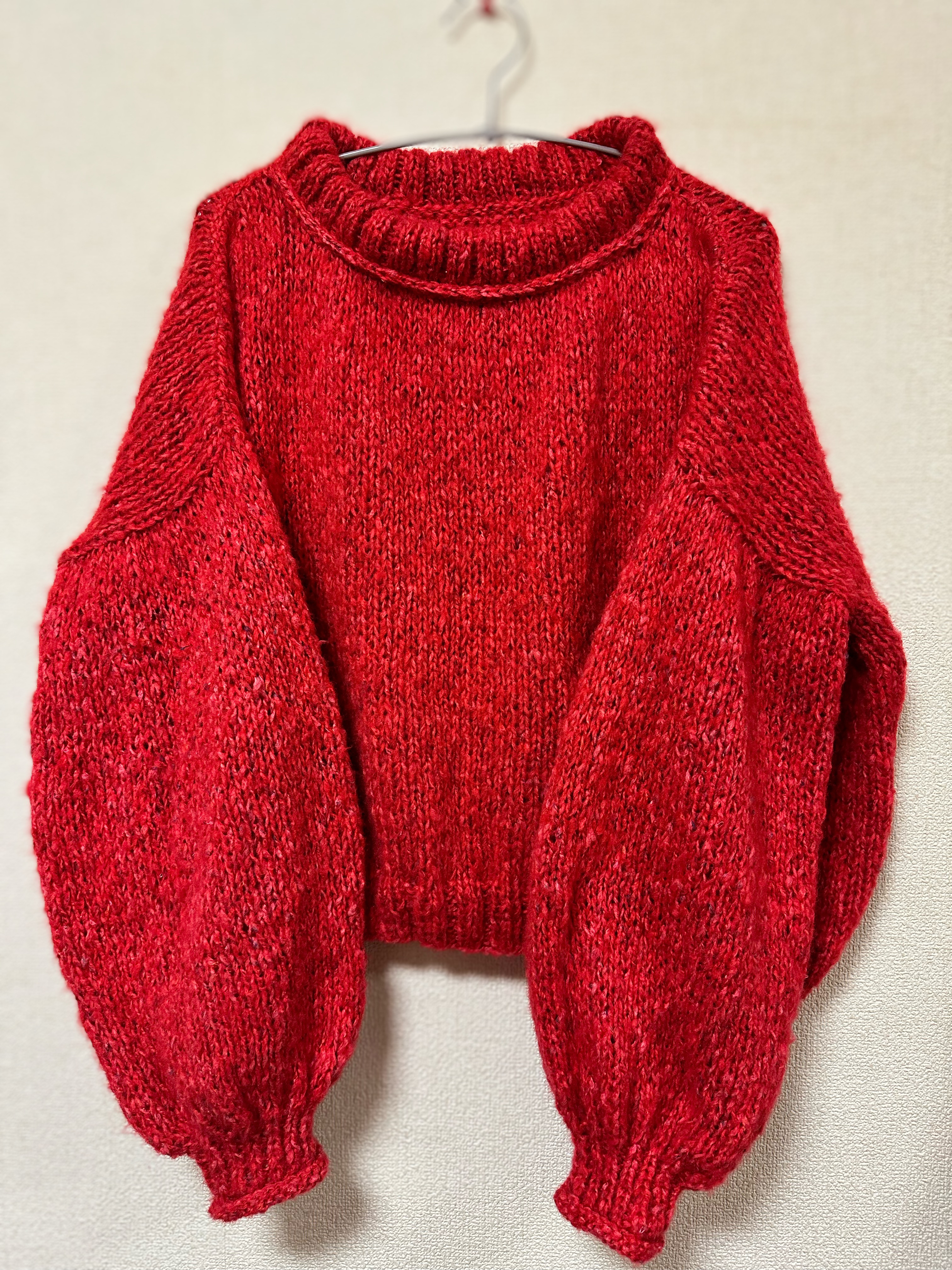 No.239 赤いふわぽわセーター【受注制作】