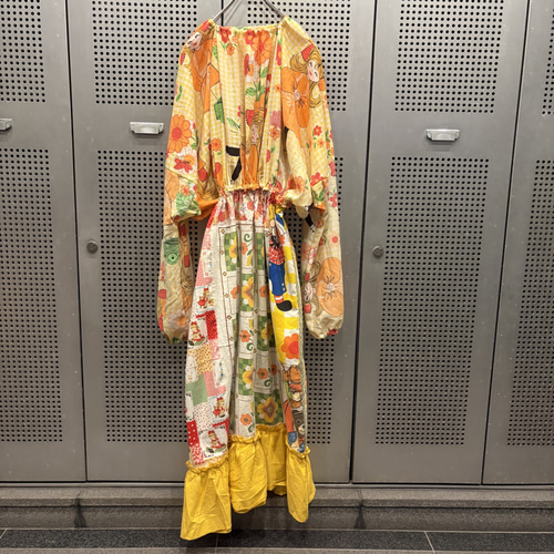 ビンテージ　ヴィンテージ　個性派ワンピース　芸術　マルチカラー　古着 古着 ヴィンテージ vintage ワンピース パッチワーク パッチワーク