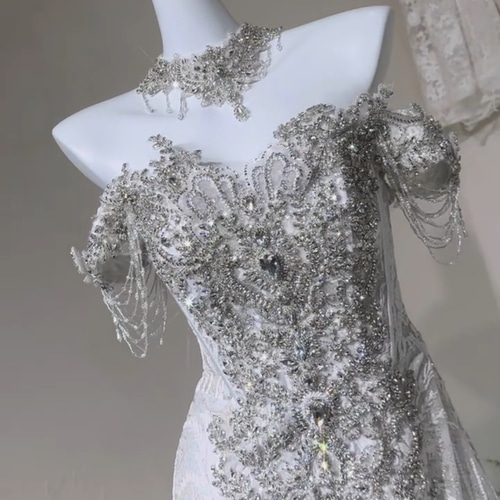 WEB限定 マーメイドドレス エレガントなシルエット 2の腕を隠せる