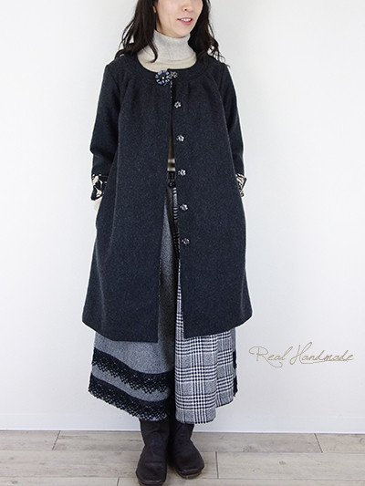 [予約販売]チャコールウールと切り絵フラワーヨーク切替コート 卒園卒業式 入学式 フォーマル