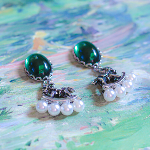 【785】チェコガラス パール ピアス イヤリング ハンドメイド ガラスチャーム 785】チェコガラス パール ピアス イヤリング ハンドメイド ガラス