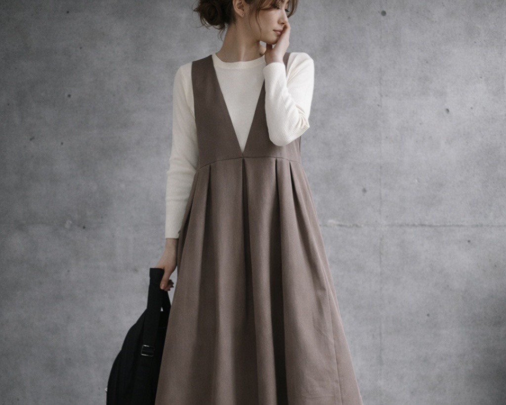 くるみボタンがアクセント！後ろ姿が綺麗なコットンリネンワンピース／前後2wayタックワンピース／くすみブラウンオリーブ