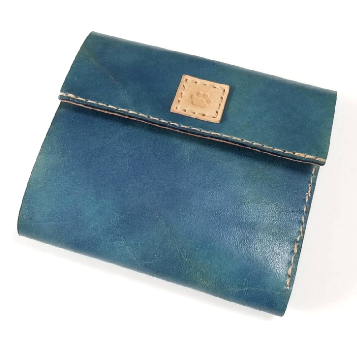 アンティーク仕様　唐草模様と猫のシルエットの三つ折り財布