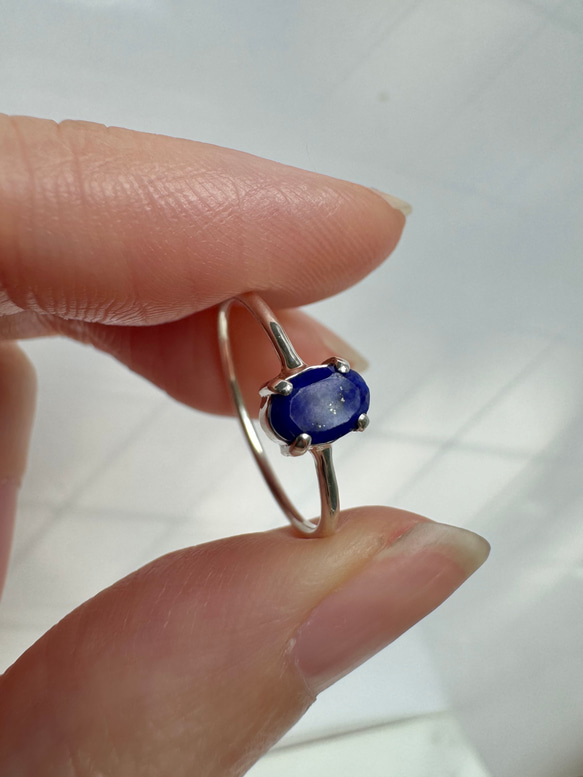 ラピスラズリ オーバルリング 4×6mm｜シルバー925 天然石 指輪｜12月誕生石・幸運のお守り 3枚目の画像