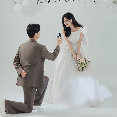 高級感 白 サテン ふわふわ ウェディングドレス シンプル 韓国風 花嫁