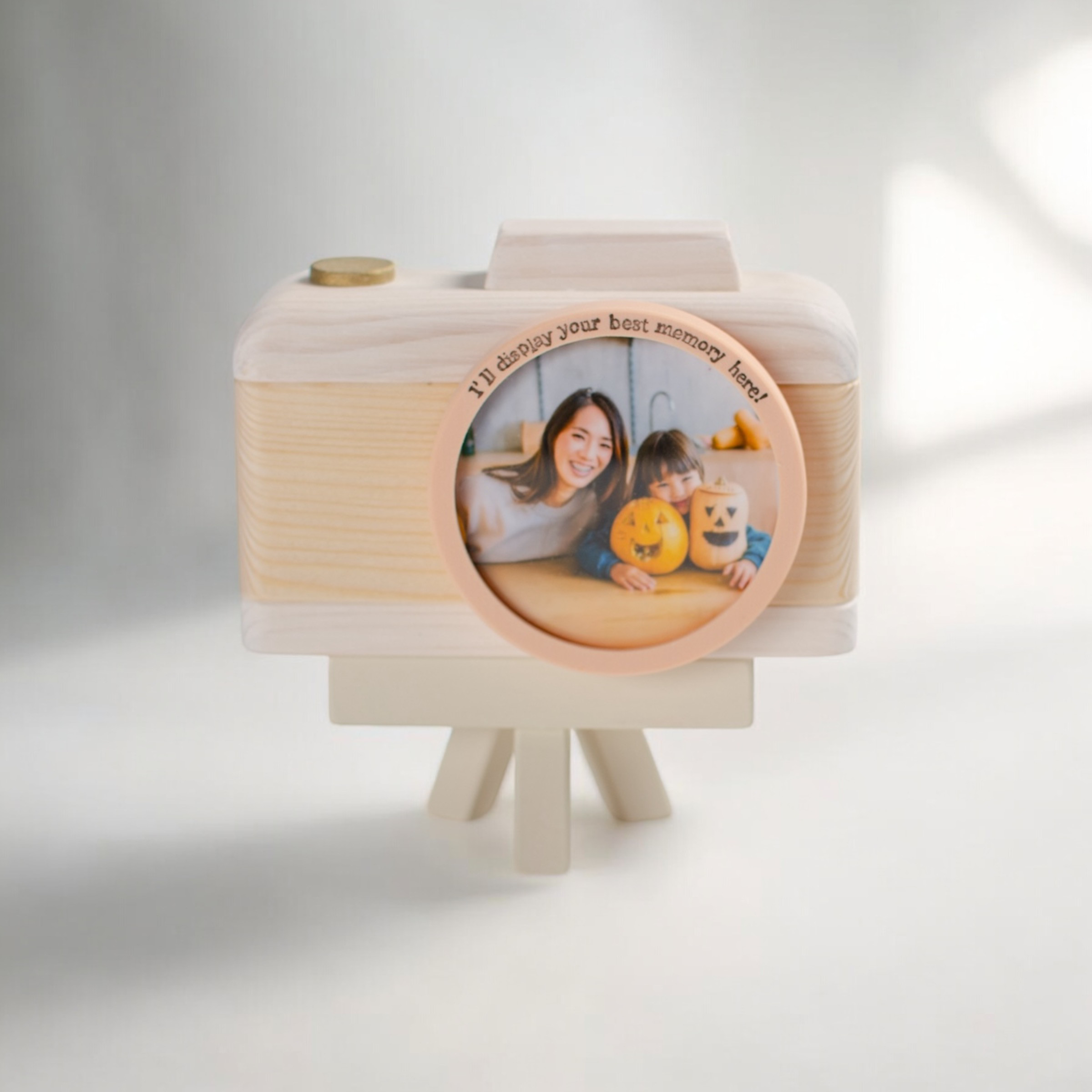 【三脚セット】すべてホワイトウッド。カメラ型フォトフレーム / 写真立て / 出産祝い・インテリア 4,560円