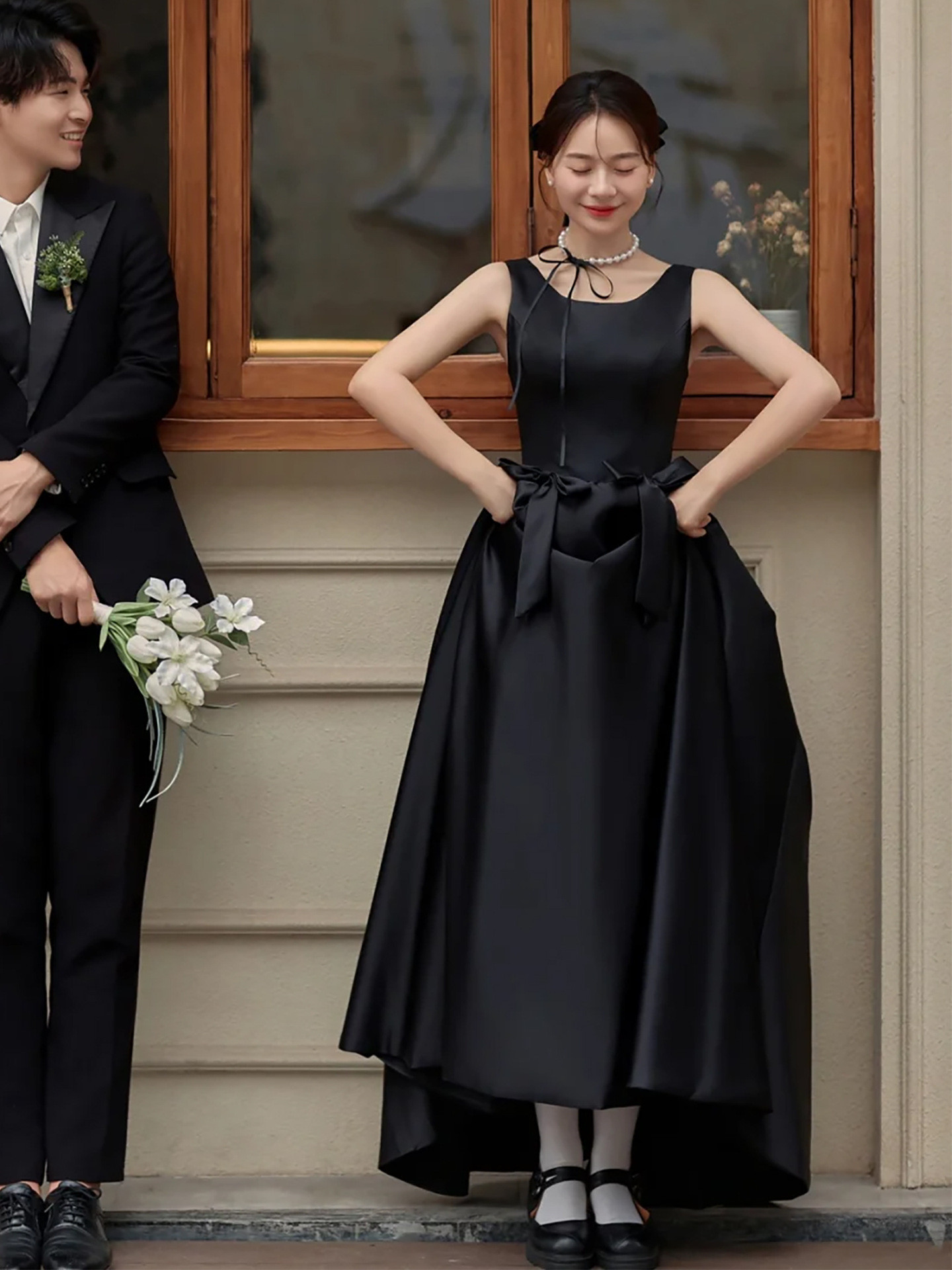 高級感 黒 ノースリーブ リボン ウェディングドレス シンプル 韓国風 花嫁 披露宴 演奏会 前撮り HL1040