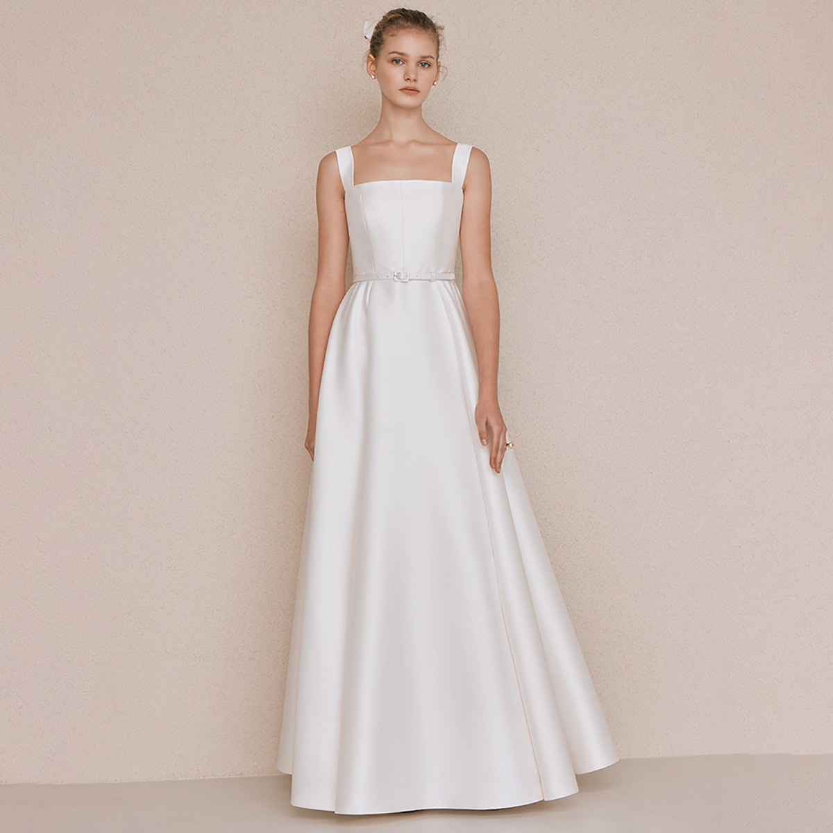 高級感 白黒 サテン ノースリーブ リボン パーティードレス シンプル 韓国 披露宴 演奏会 前撮り HL1041