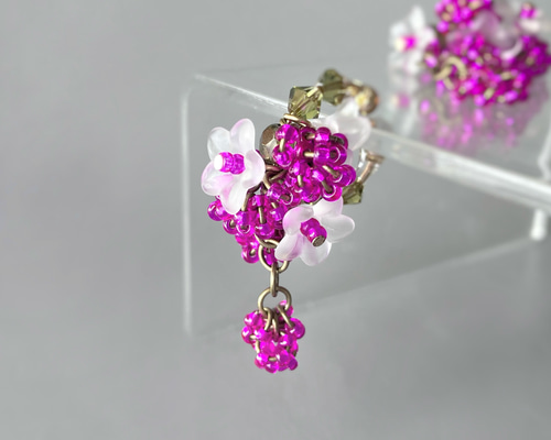 ねこちゃんとビジュー　イヤーカフ　桜×三毛猫 ねこちゃんとビジュー イヤーカフ 桜×三毛猫 ねこちゃんとビジュー