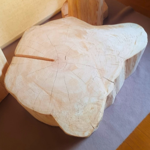 超超特大 ひのき 天然アロマ 根元 切株テーブル 無 垢無塗装
