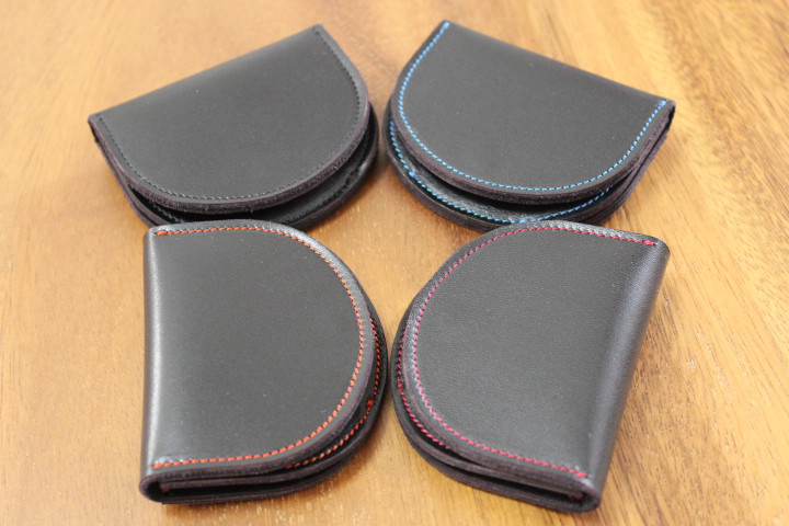 春造　馬蹄型小銭入れ　スムース革（ステッチブラック）