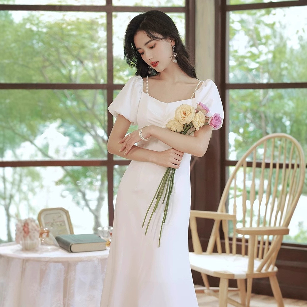 パーティードレス 白 黒 パフスリーブ シンプル 韓国風 誕生日 披露宴 演奏会 前撮り 二次会 お呼ばれ AK654