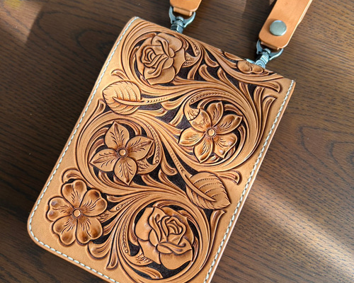 カービング メディスンバック ボディバッグ・ウエストポーチ 王様とゆ