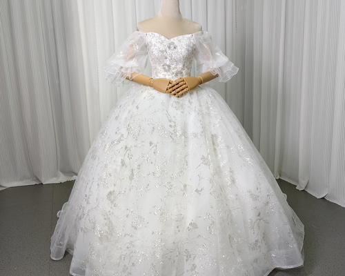 Z*o様 【値下げ】ウェディングドレス　キラキラドレス　パフスリーブ　結婚式　マ 送料無料！ウェディングドレス パフスリーブ 3D立体レース刺繍