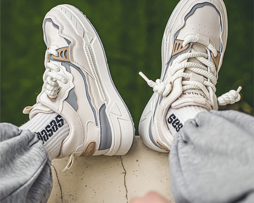 2026 新作 万能百搭ハイカット厚底 オリジナルホワイトトレンド