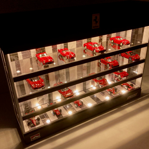 1/64展示40台！可能・ランダム大理石・4層式ディスプレーBOX / LED照明