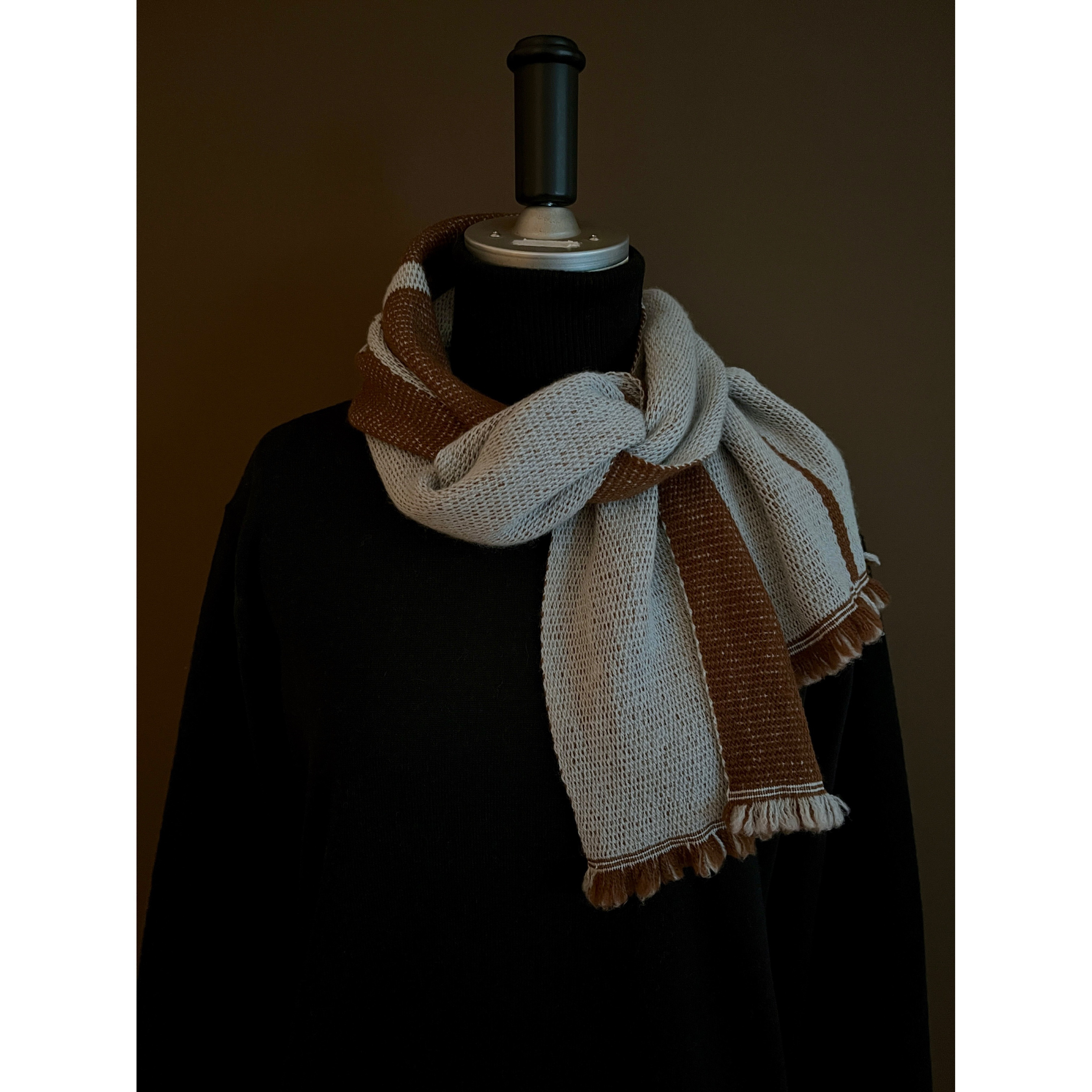『カシミヤ リバーシブルマフラー　SOTTO』　スカイブラウン