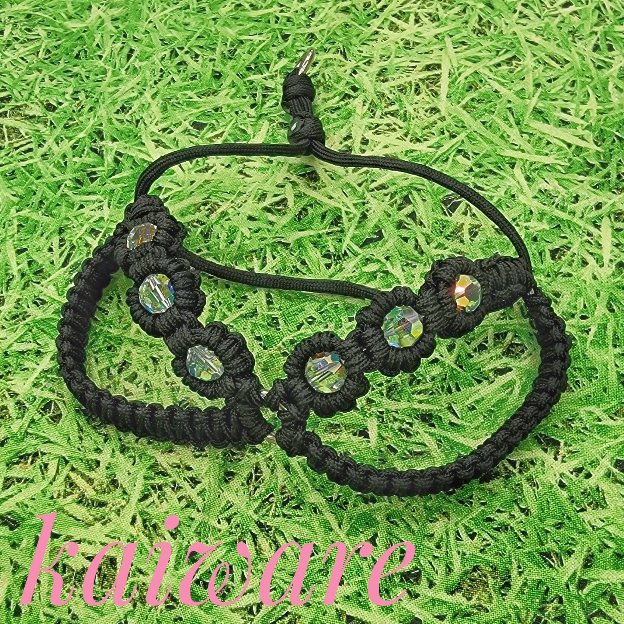 お花3つずつハーネスS　️スワロダイヤカット12mm チワワ ヨーキー ポメラニアン トイプードル パラコード 犬