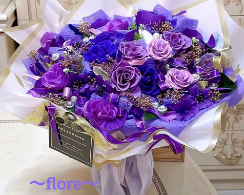 ✨大人気✨バラミックスプリザアレンジ✨ラッピングのまま飾れますよ✨ 送料無料、ラッピング込み】✨特大✨ボリュームのある花束✨紫系