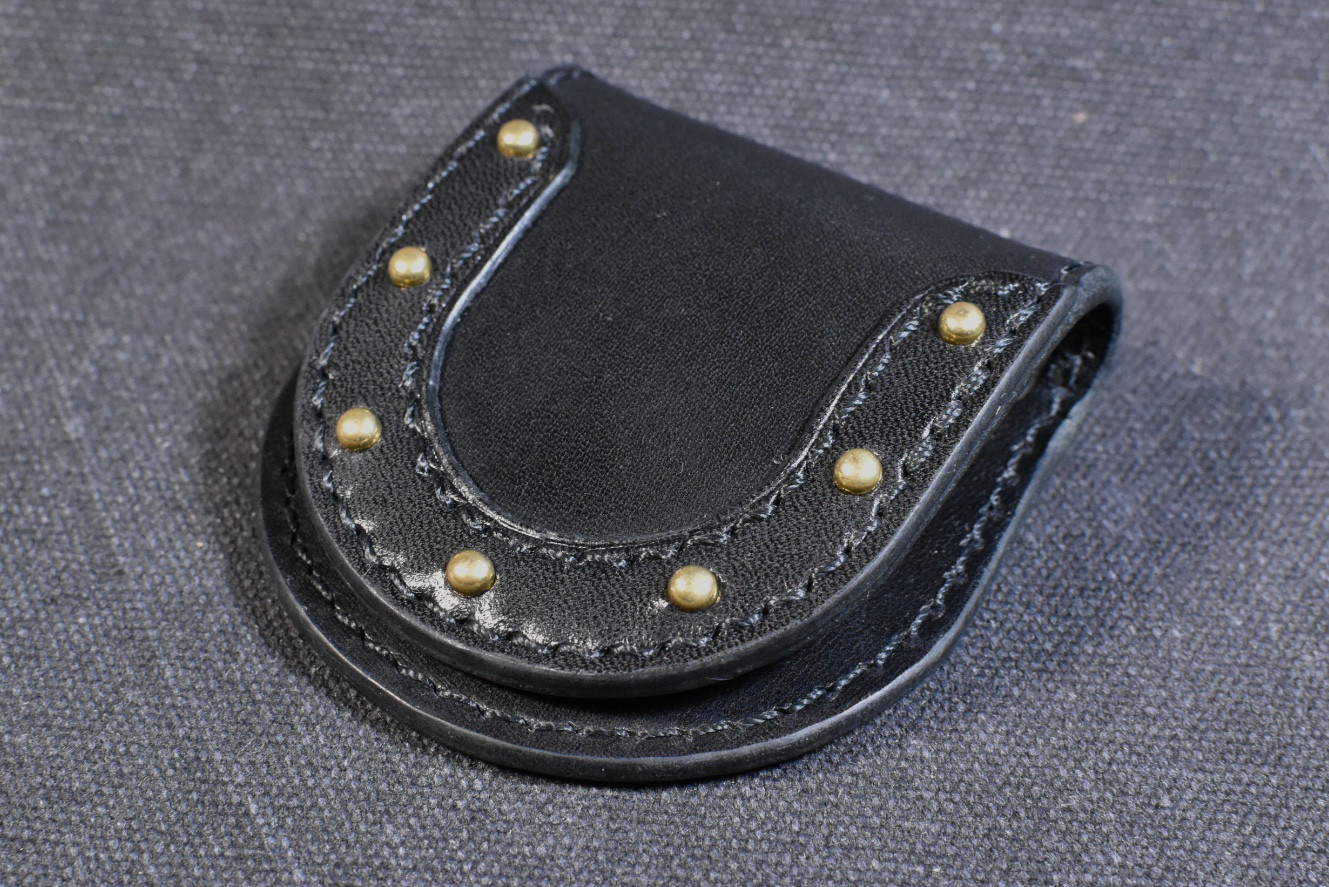 馬蹄型コインケース　栃木レザーワイルドサドル　ブラック