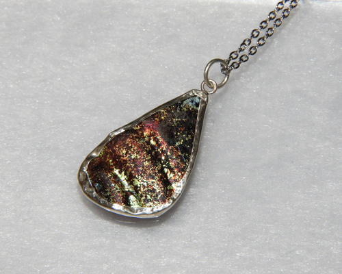 新作！古代の秘宝！時代を超えたアクセサリー！銀化ローマングラスの