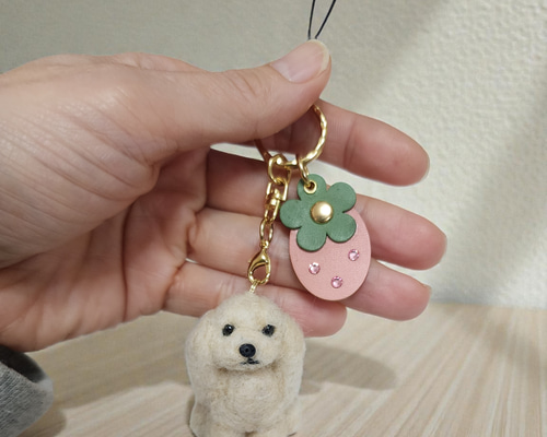 オーダー羊毛フェルトキーホルダー#ハンドメイド#苺#いちごチャームMIX