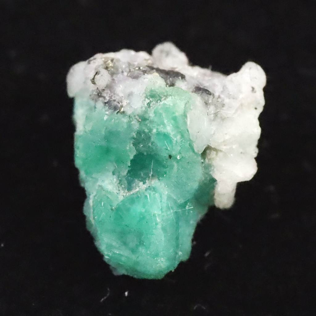 コロンビア産 エメラルド 原石 2.94ct #66353