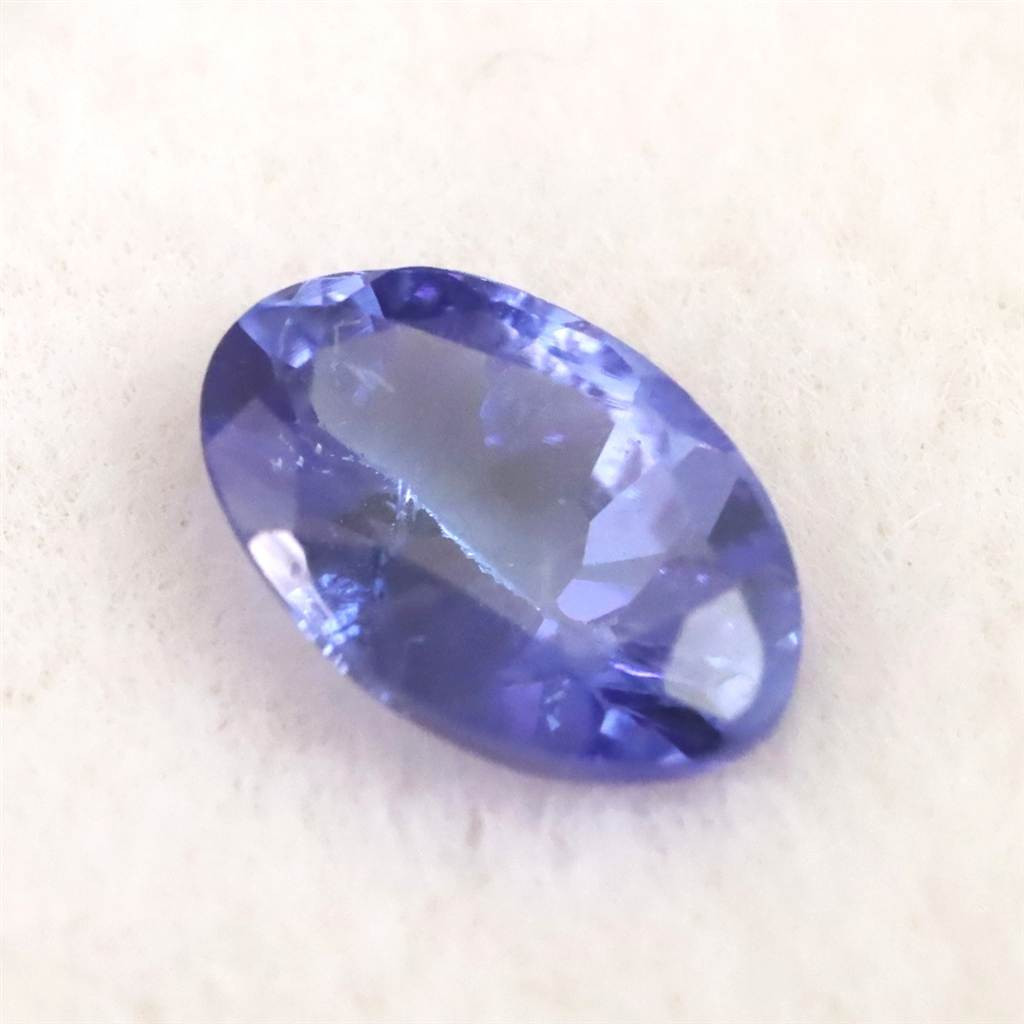 タンザナイト 非加熱 5.9mmオーバル ファセットカット ルース 0.42ct #44424