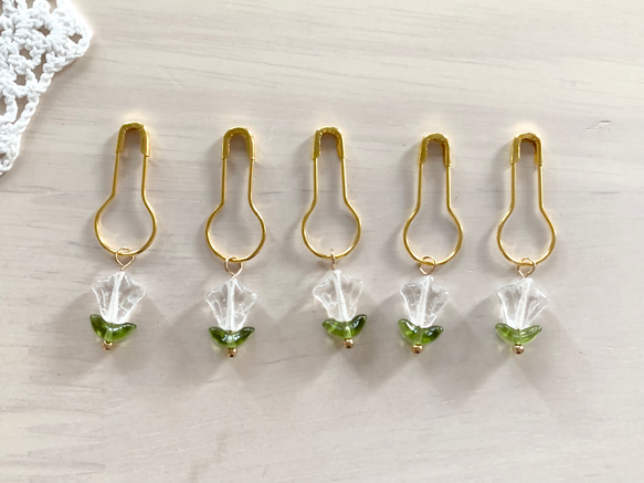 No.38 ステッチマーカー 【 ユリ チェコビーズ 】 編み物マーカー