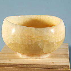 石の器 抹茶茶碗 『盛夏Ⅱ』 花器 自然石オニックスを使った彫刻作品