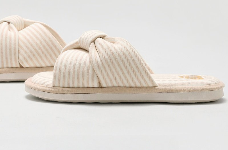 四季用 レディース ルームサンダル 可愛い 布製 ホーム用 室内履き 軟底 新作 春秋 家用 レディース